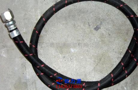 英格索蘭排氣管